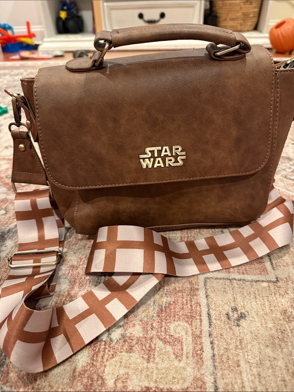 Star Wars Brown Faux-Leather Messenger Bag with Patterned Strap